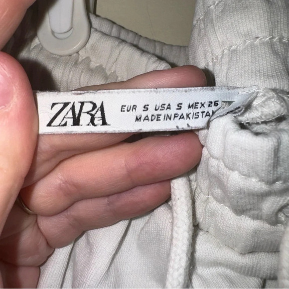 Women’s Zara Brand White Summer Sweat Style Comfortable Soft Cozy Shorts Size: S - Picture 9 of 16